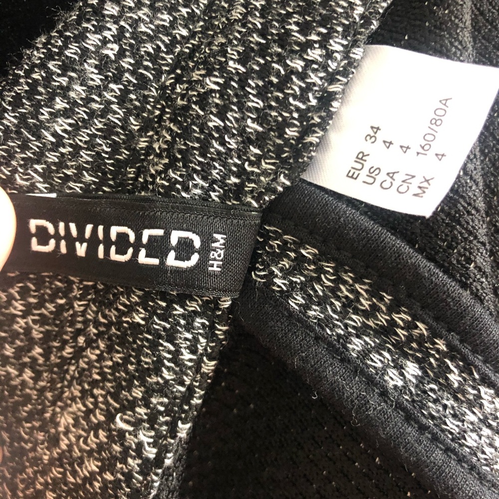 Cardigan - Picture 6 of 6